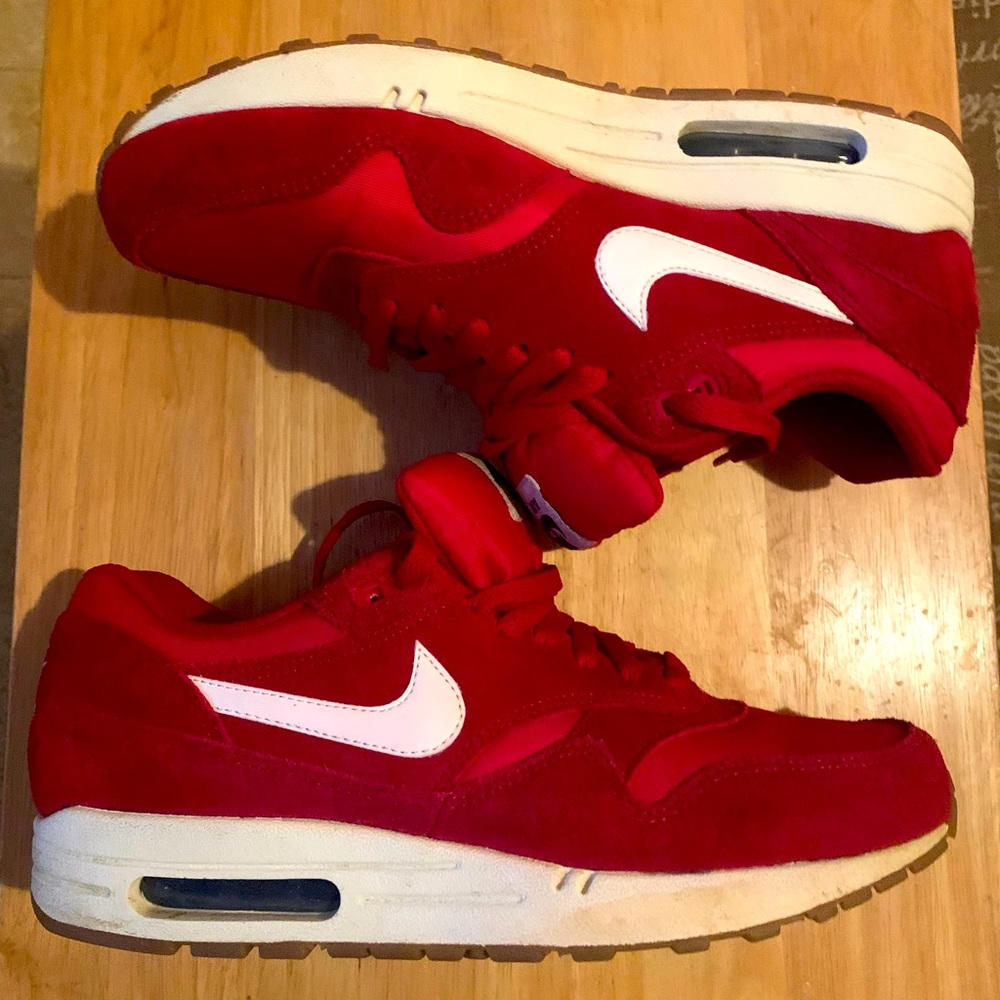 Nike Air Max One Gym Red Sail Sz. 9